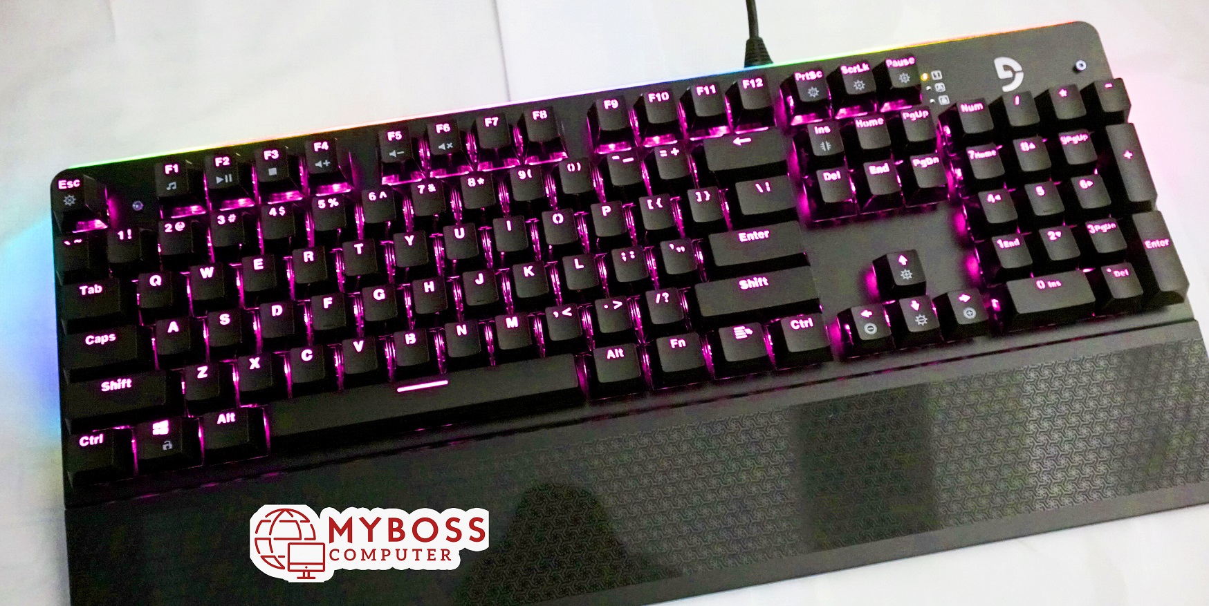 Bàn phím cơ Fuhlen Subverter RGB