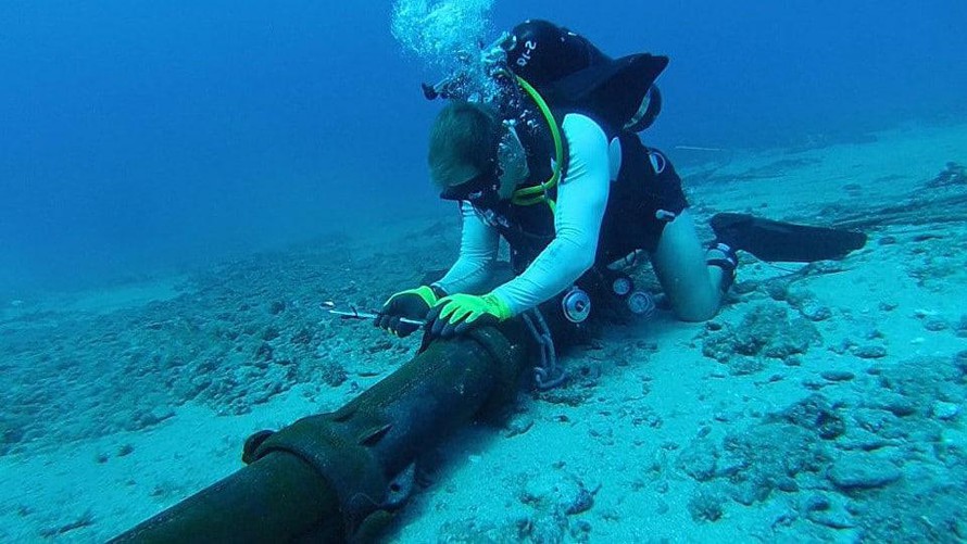 2 tuyến cáp quang biển quốc tế AAG và APG chưa sửa xong, lại đứt thêm tuyến IA